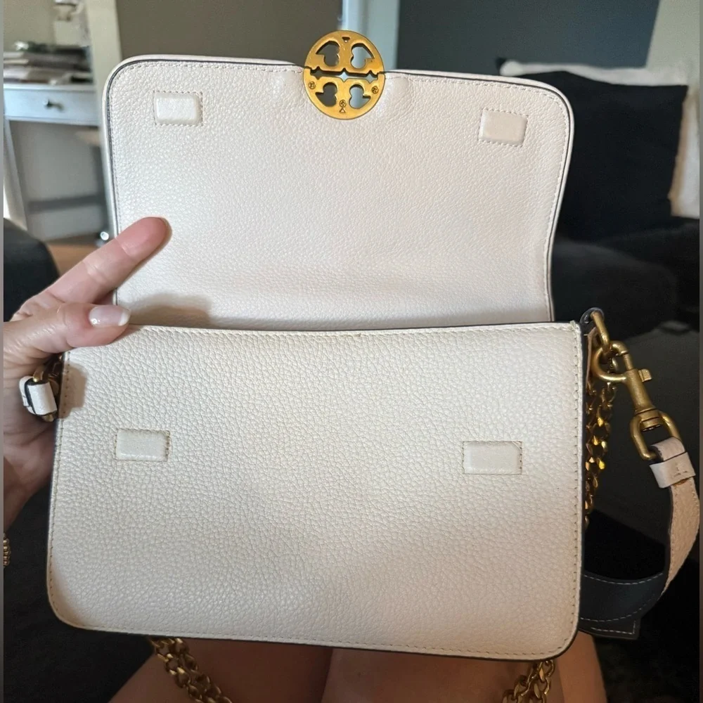 Tory Burch tory burch
